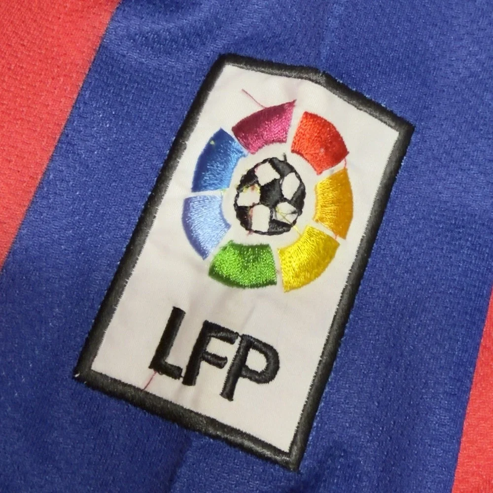 2010-11 Nike Barcelona FCB Soccer Kit Jersey Small S Futbol‎ Soccer Authentic